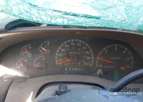 1998 Ford F-250 Lariat/Standard/Xl/Xlt z USA, uszkodzony, nr VIN 1FTRX27L1WKA36856